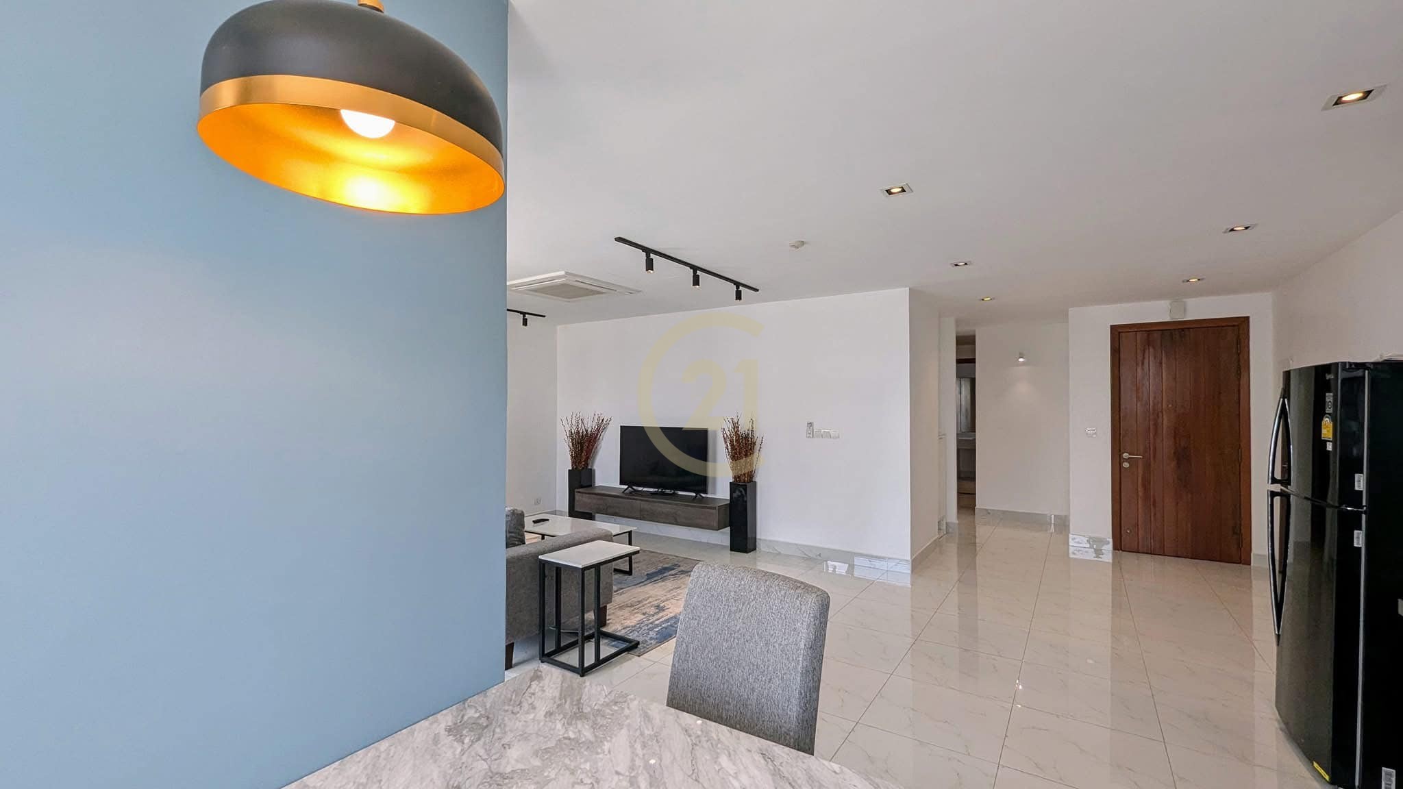 WESTERN TWO BEDROOM FOR RENT