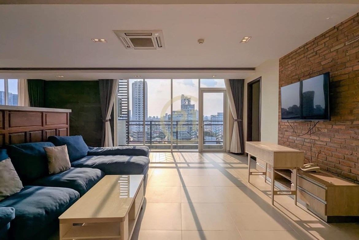 LUXURIOUS THREE BEDROOM FOR RENT
