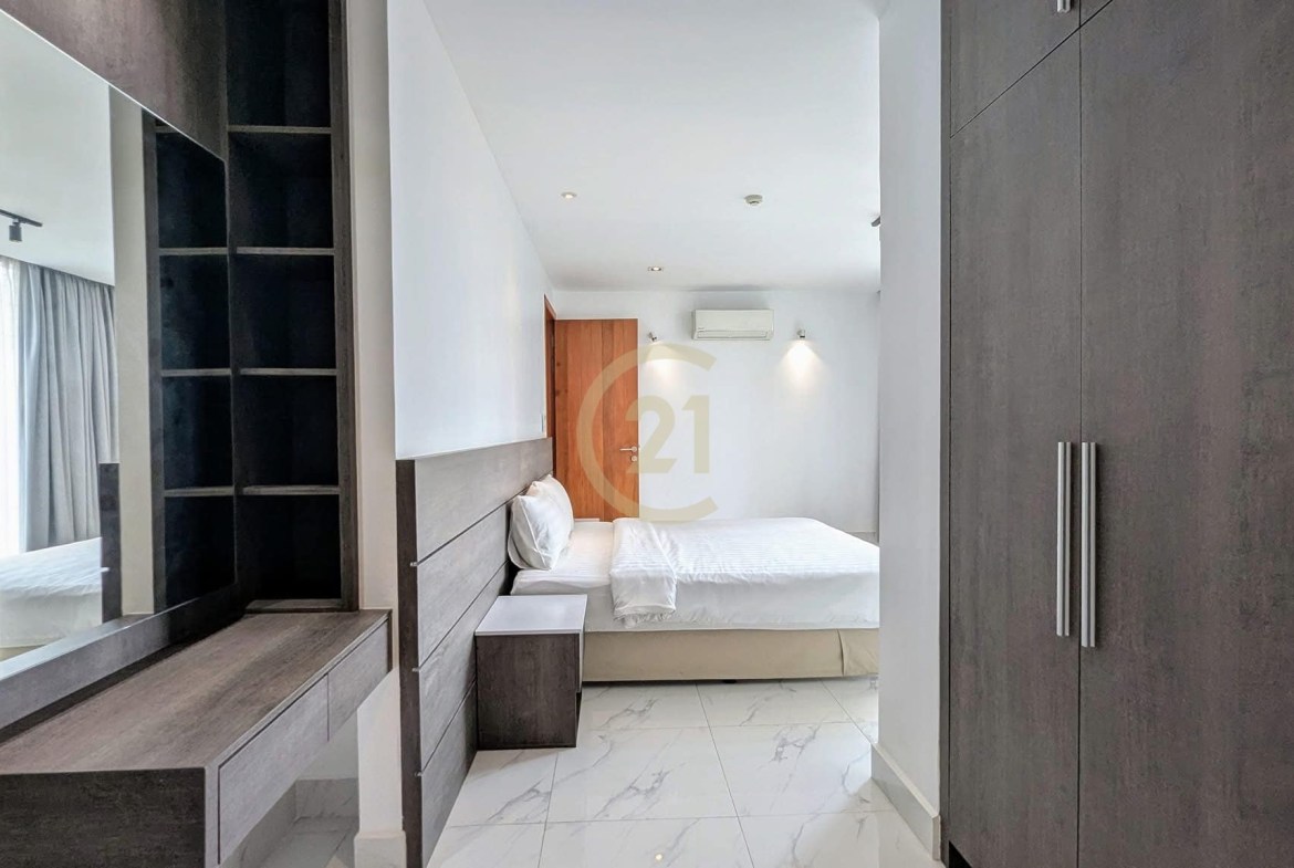 WESTERN TWO BEDROOM FOR RENT