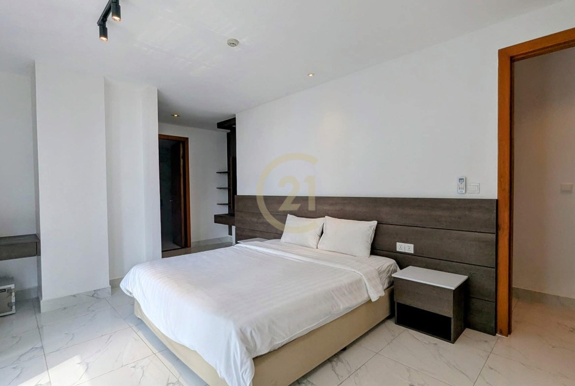 WESTERN TWO BEDROOM FOR RENT