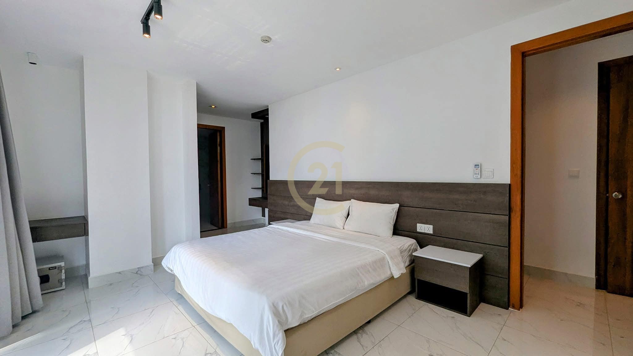 WESTERN TWO BEDROOM FOR RENT