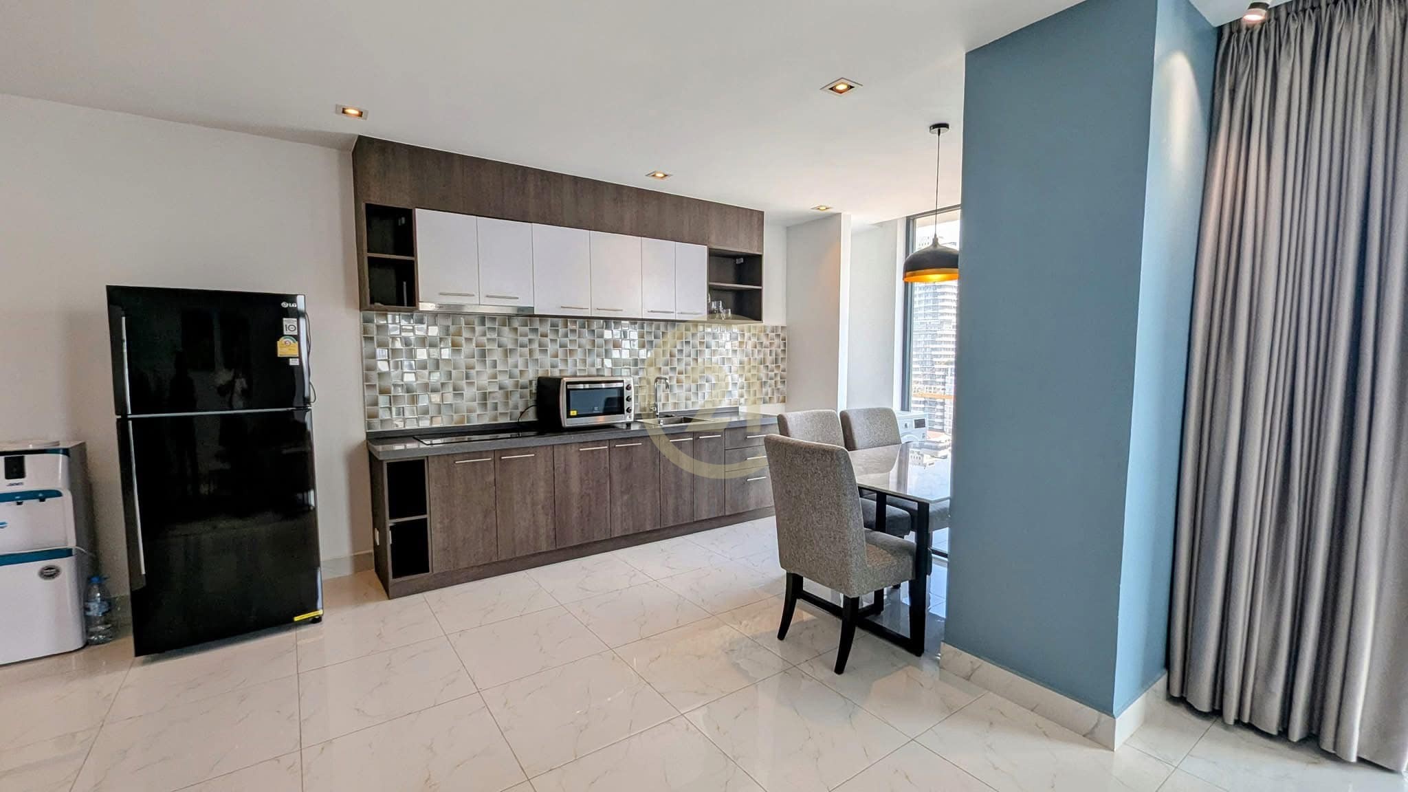 WESTERN TWO BEDROOM FOR RENT