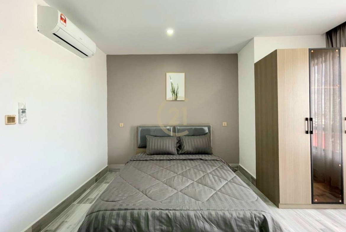 WESTERN TWO BEDROOM FOR RENT