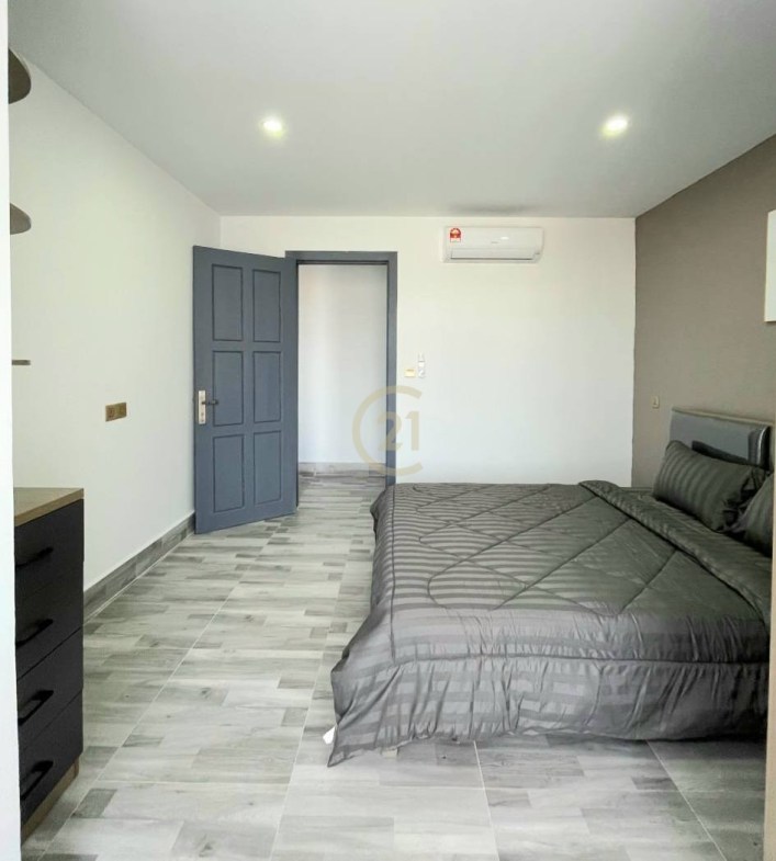 WESTERN TWO BEDROOM FOR RENT