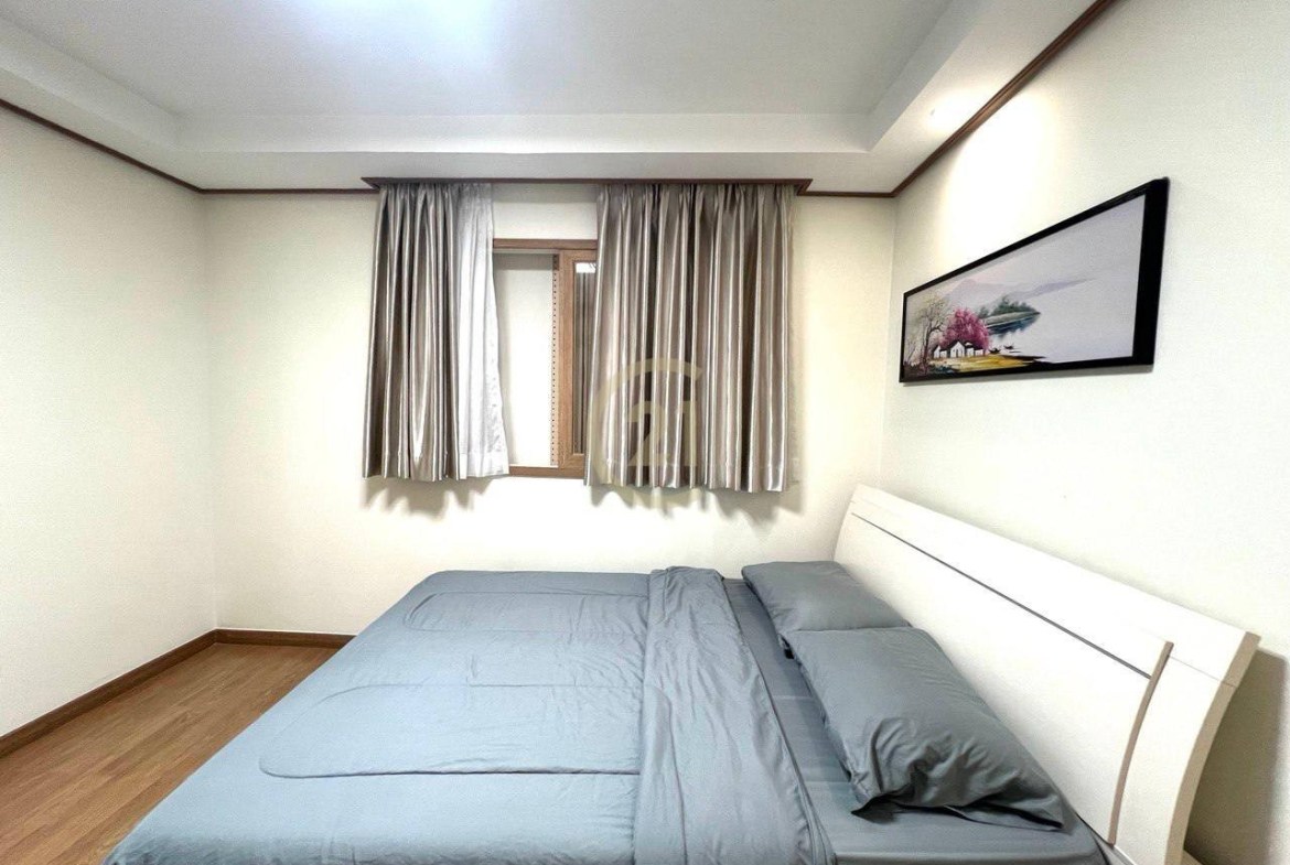 Cozy Condo 2 Bedroom for Rent at BKK1
