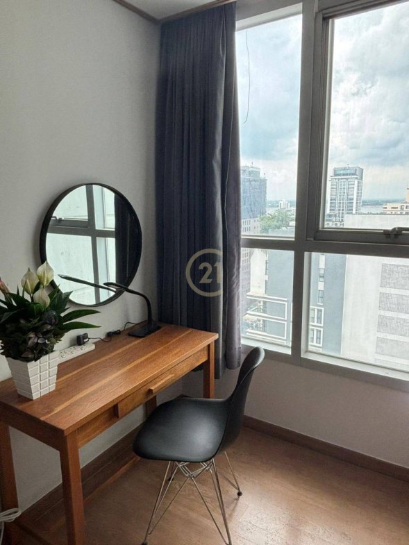 Luxury Two bedroom For Rent At BKK1