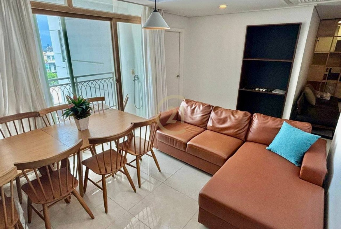 Luxury Two bedroom For Rent At BKK1