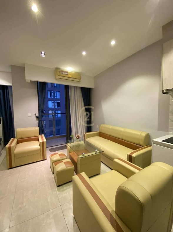 Condo Studio Room For Rent in Time Square 2