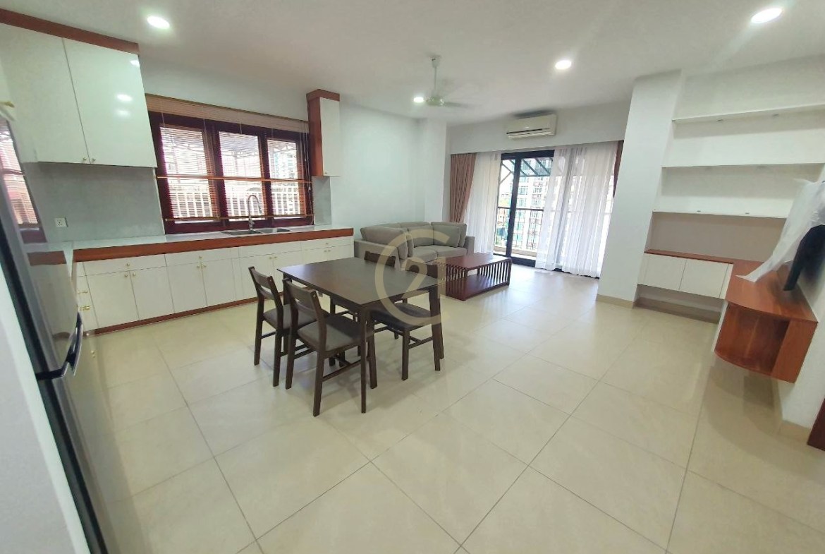 Cozy Two Bedroom for Rent at BKK1