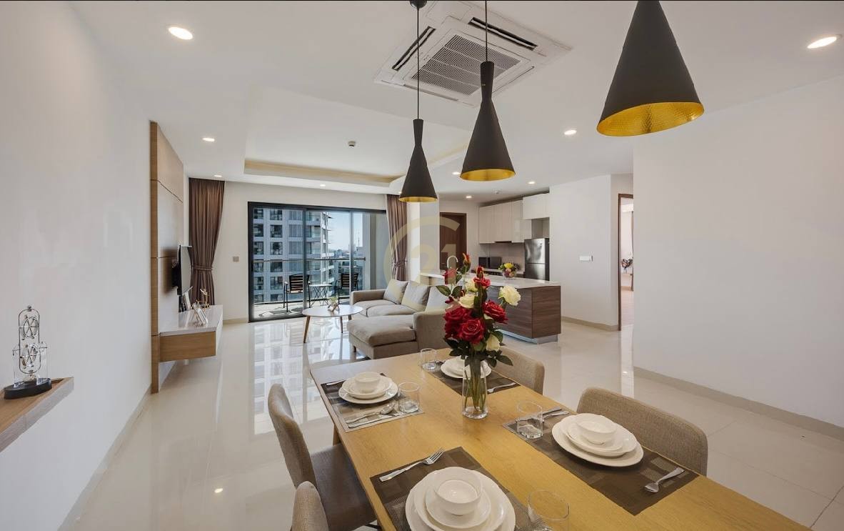Luxury Two bedroom For rent at Tonle Bassac