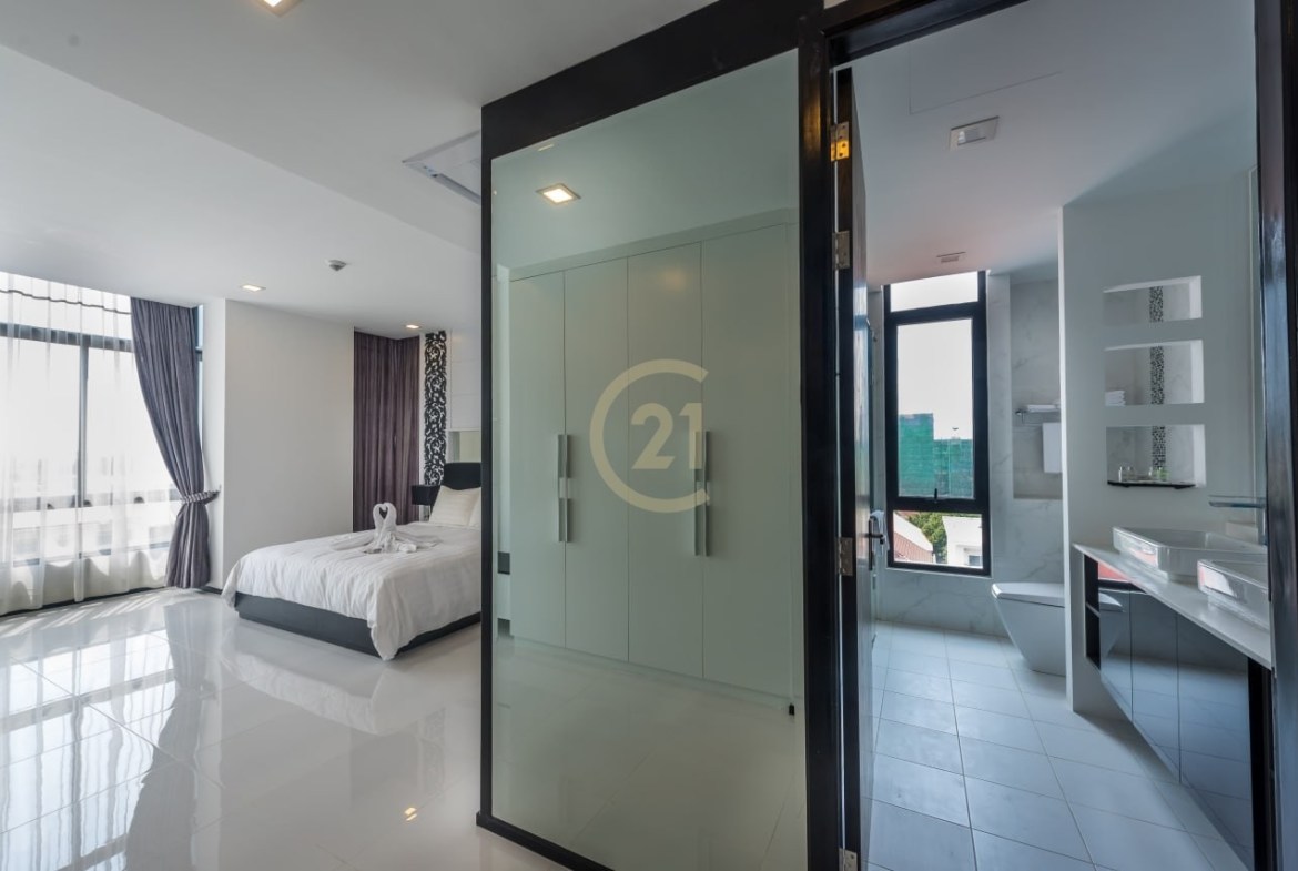 PREMIUM THREE BEDROOM FOR RENT