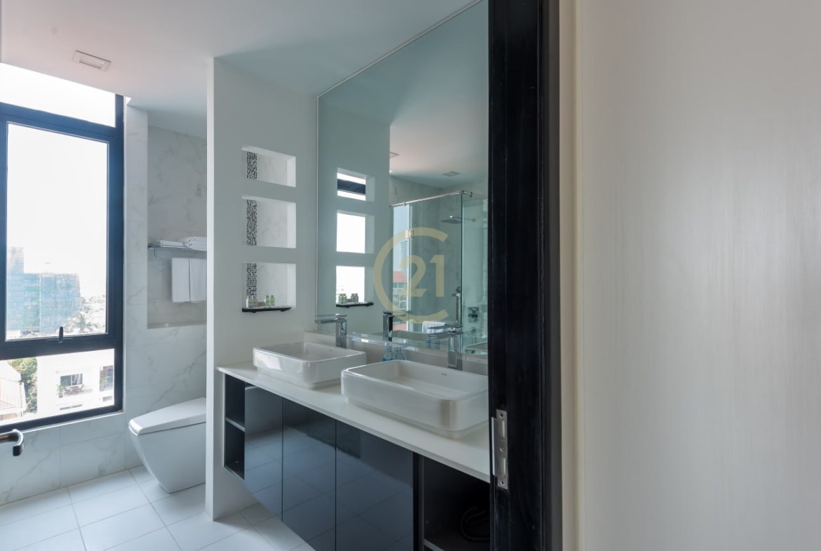 PREMIUM THREE BEDROOM FOR RENT