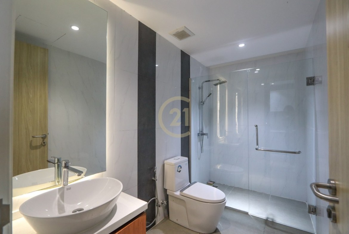 Western One Bedroom For Rent At Tonle Bassac