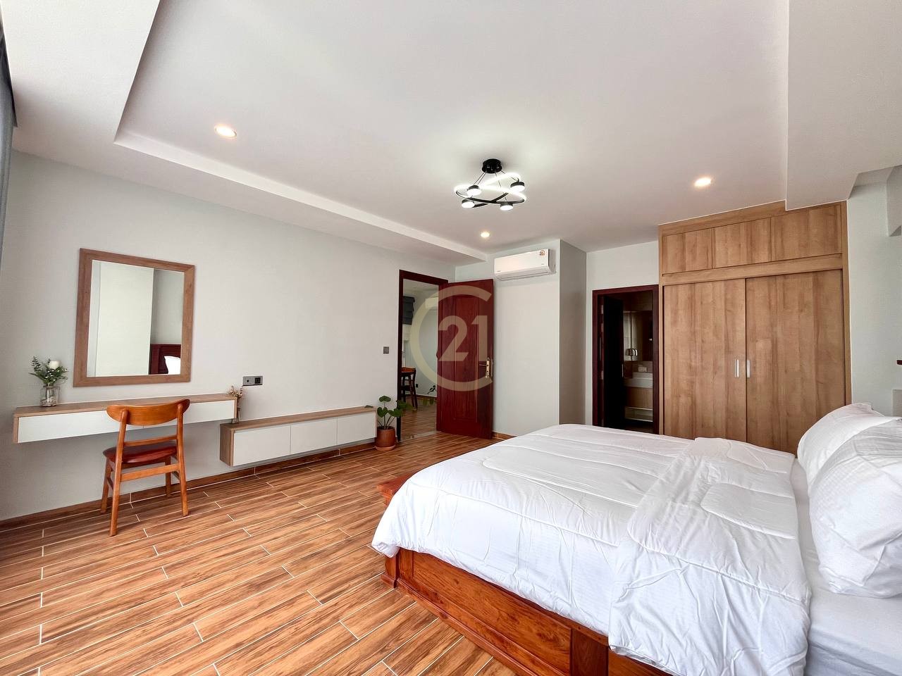 photo_2025-05-06_15-59-43 Luxury One Bedroom For Rent At Tonle Bassac