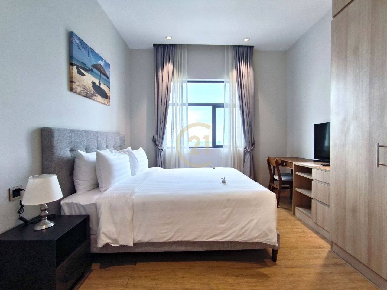 Luxury One Bedroom For Rent At BKK1