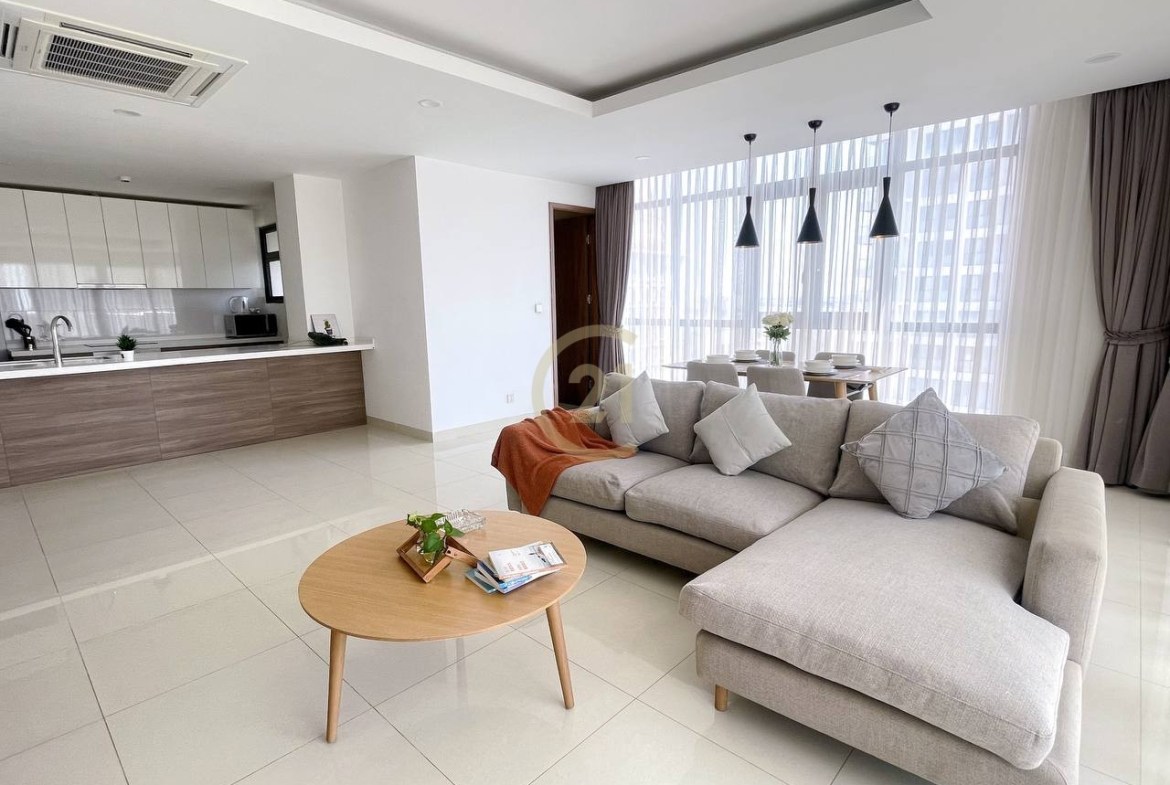 STYLISH THREE BEDROOM FOR RENT