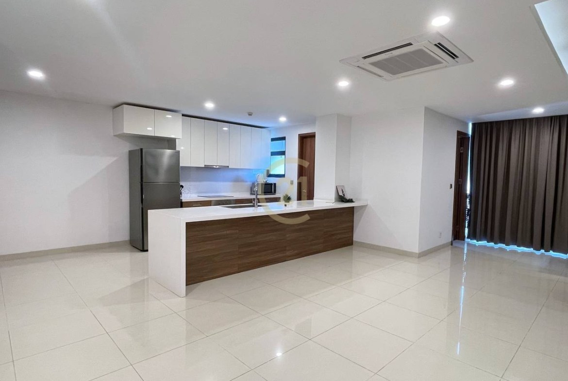 STYLISH THREE BEDROOM FOR RENT