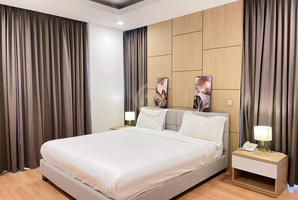 STYLISH THREE BEDROOM FOR RENT