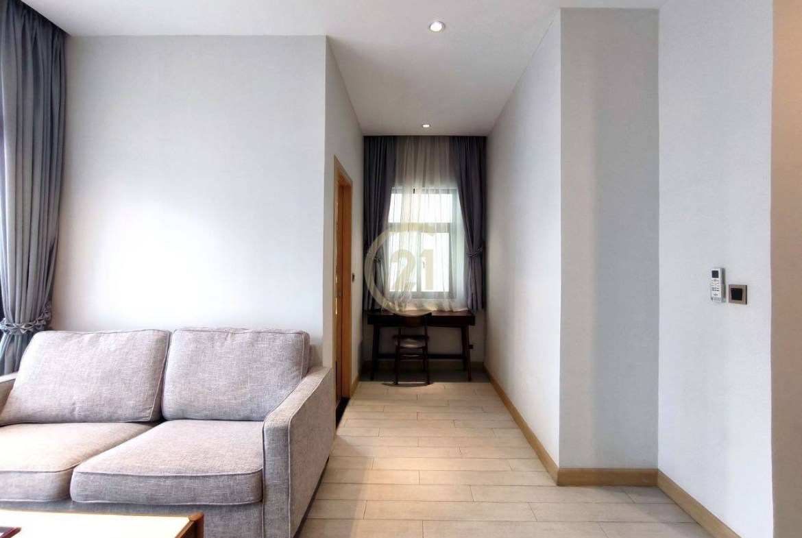 Luxury One Bedroom For Rent At BKK1