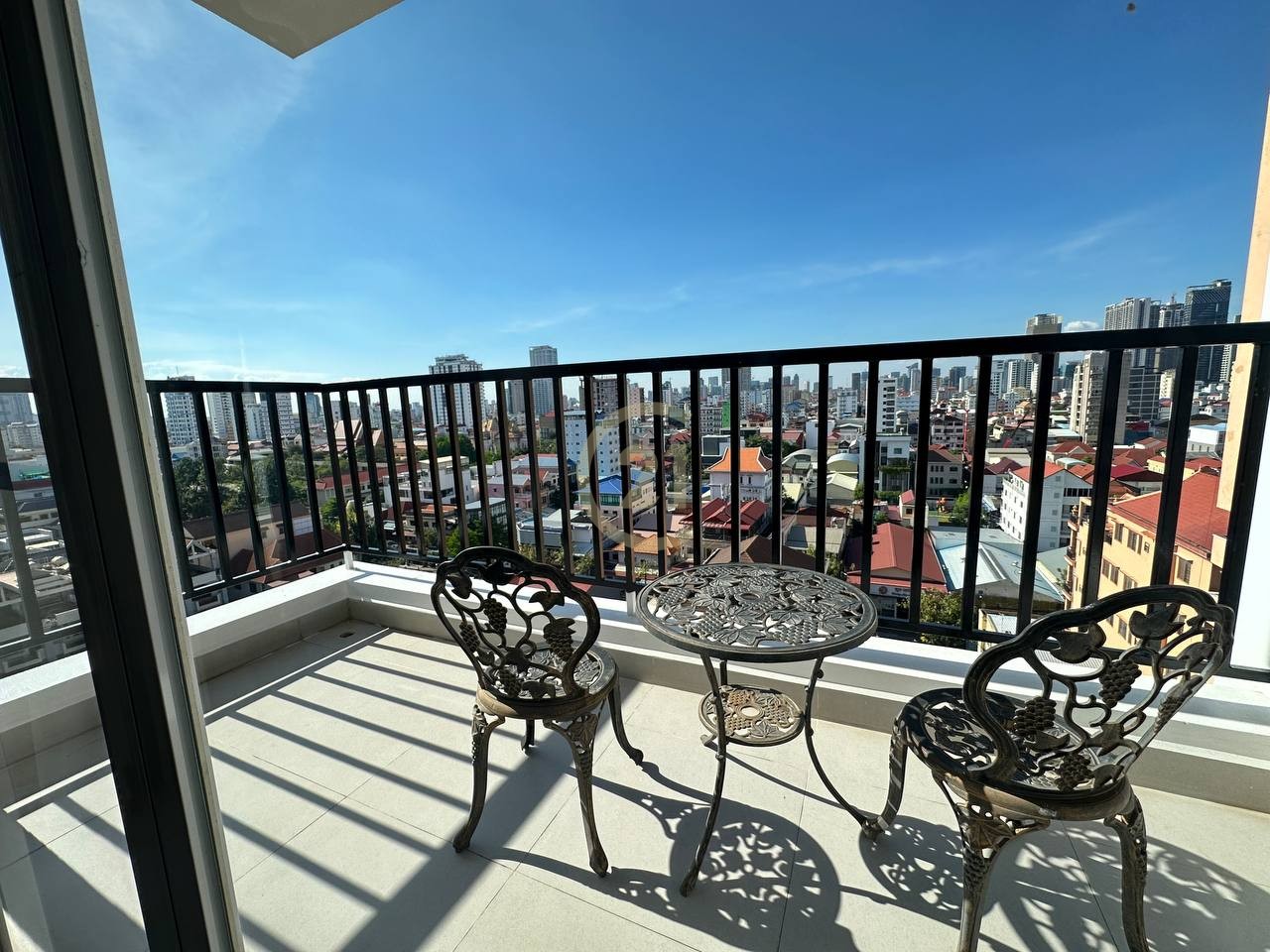 LUXURY TWO BEDROOM FOR RENT