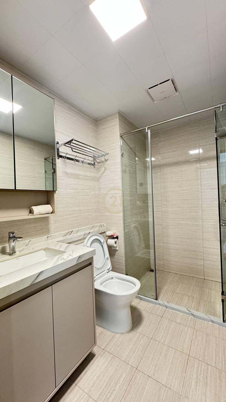 Luxury One Bedroom For Rent At Beoug Trobek