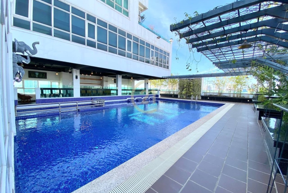 Lucky Two Bedroom for rent at BKK3