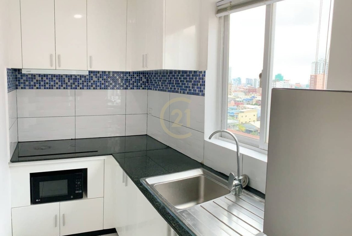 Lucky Two Bedroom for rent at BKK3