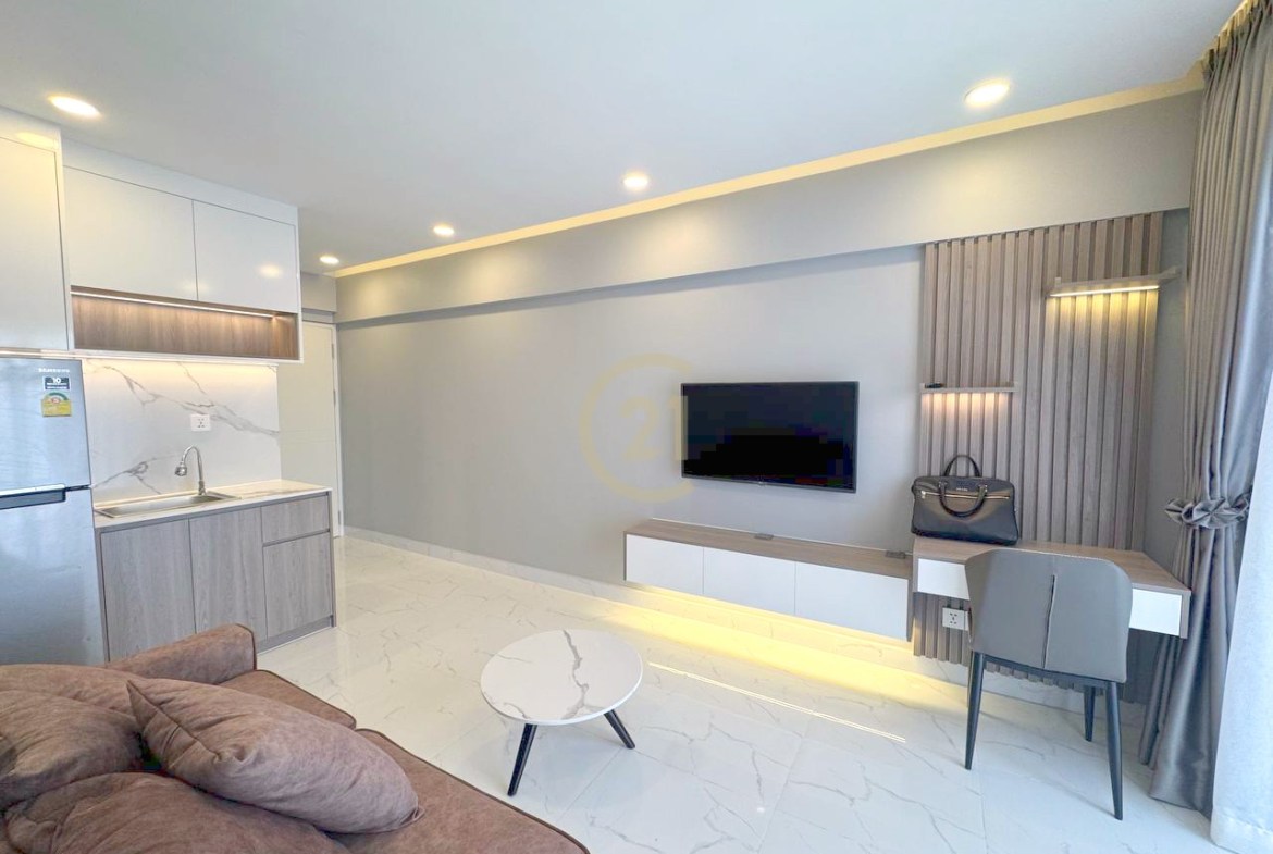Modern 1 Bedroom For Rent at The Garden 2