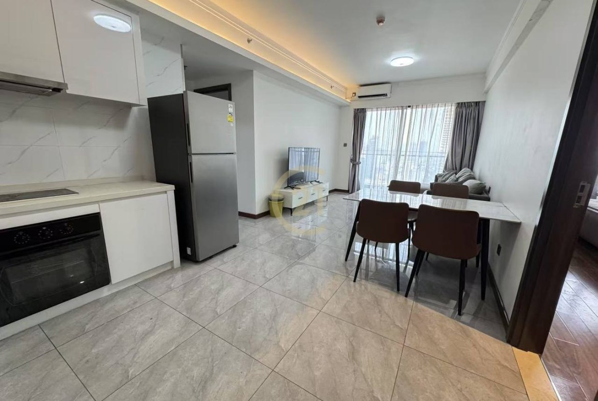 High Floor 3 Bedroom Condo For Rent at BKK1