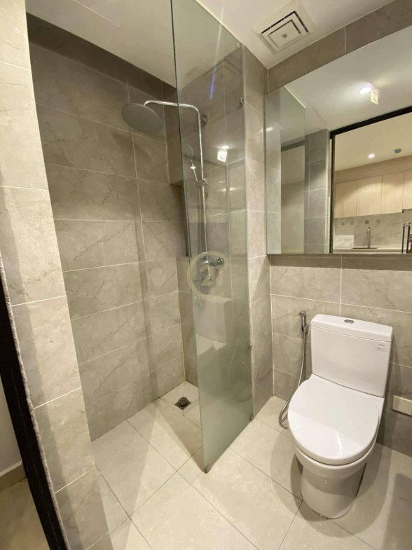 Condo Studio Room For Rent in Time Square 2
