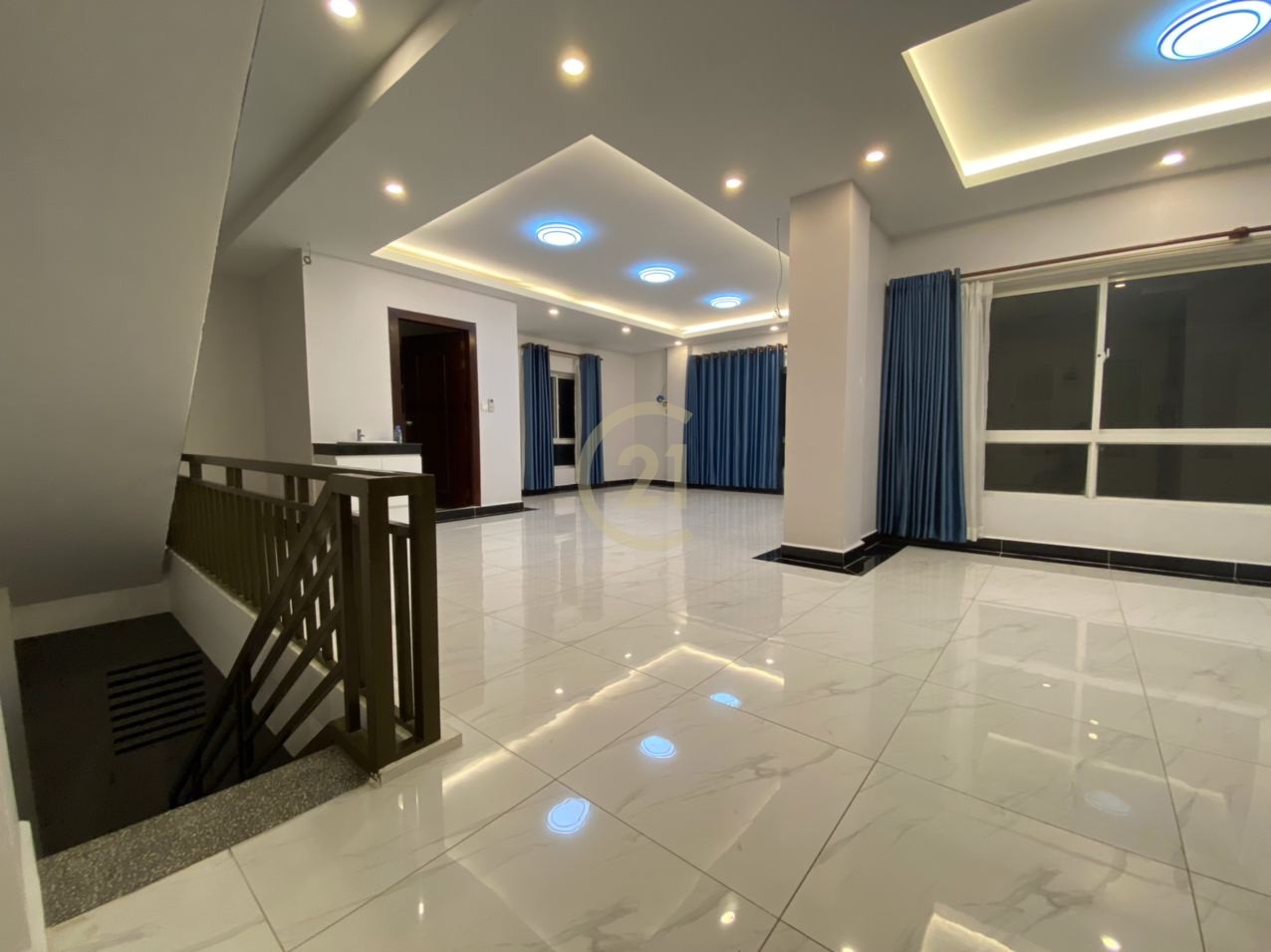 Luxury Building For Rent At TTP
