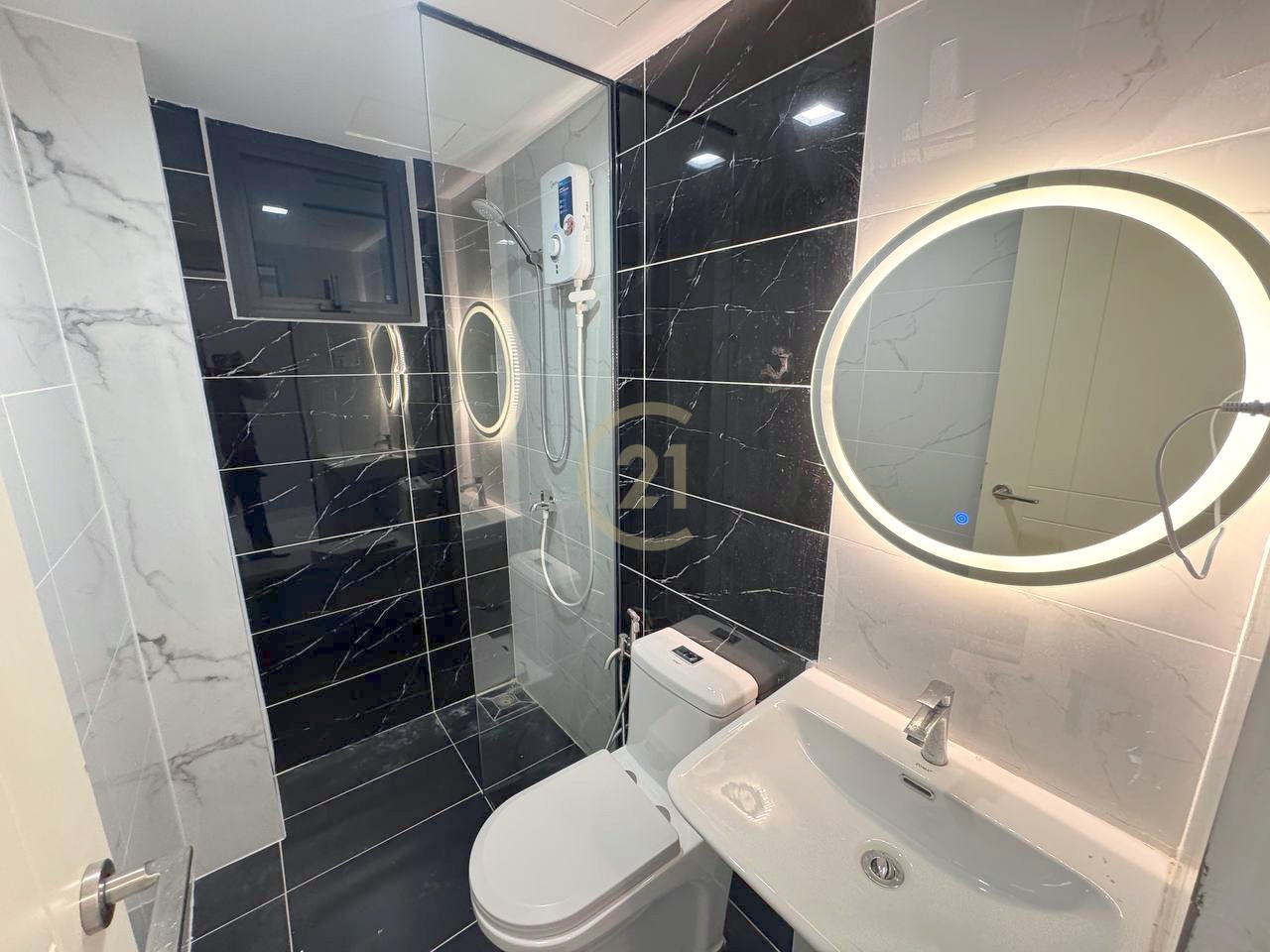 Modern 1 Bedroom For Rent at The Garden 2