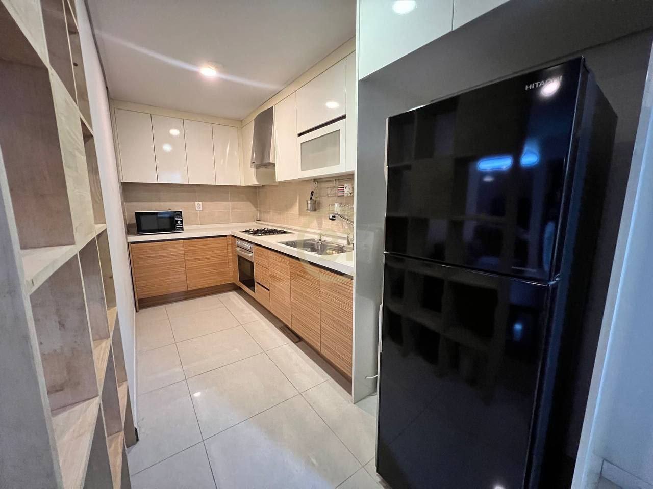 Luxury Two bedroom For Rent At BKK1