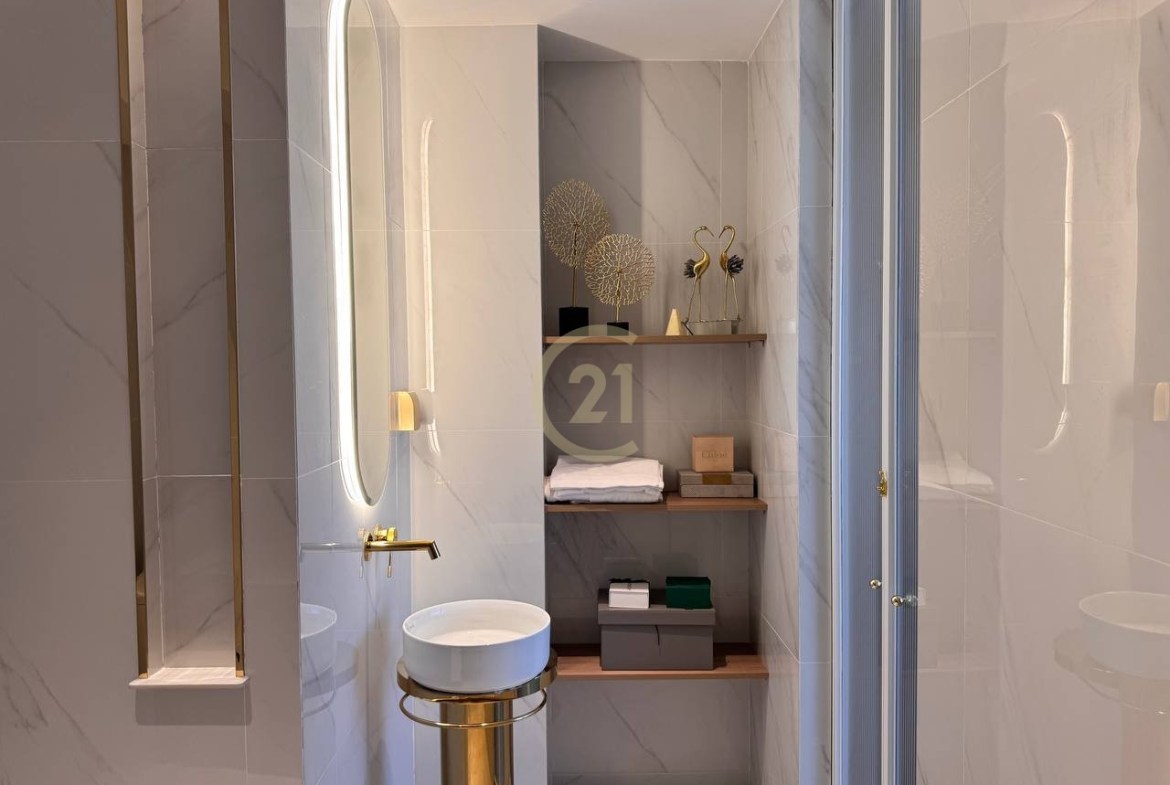 Brand New 1 Bedroom Condo For Rent at Koh Norea