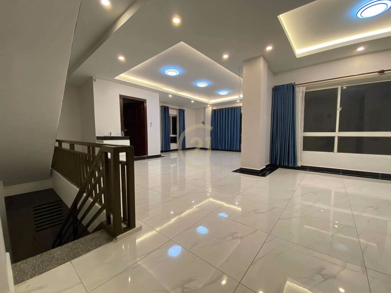 Luxury Building For Rent At TTP