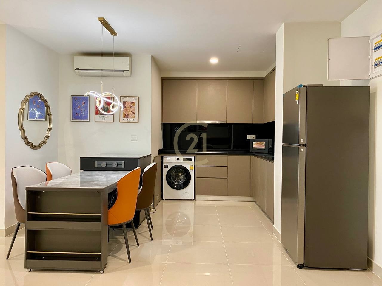 Nice Decoration 3 Bedroom For Rent at The Peak
