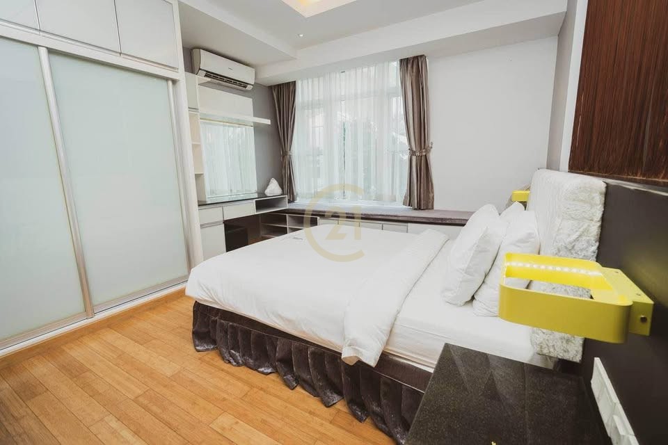 MODERN ONE BEDROOM FOR RENT AT BKK1