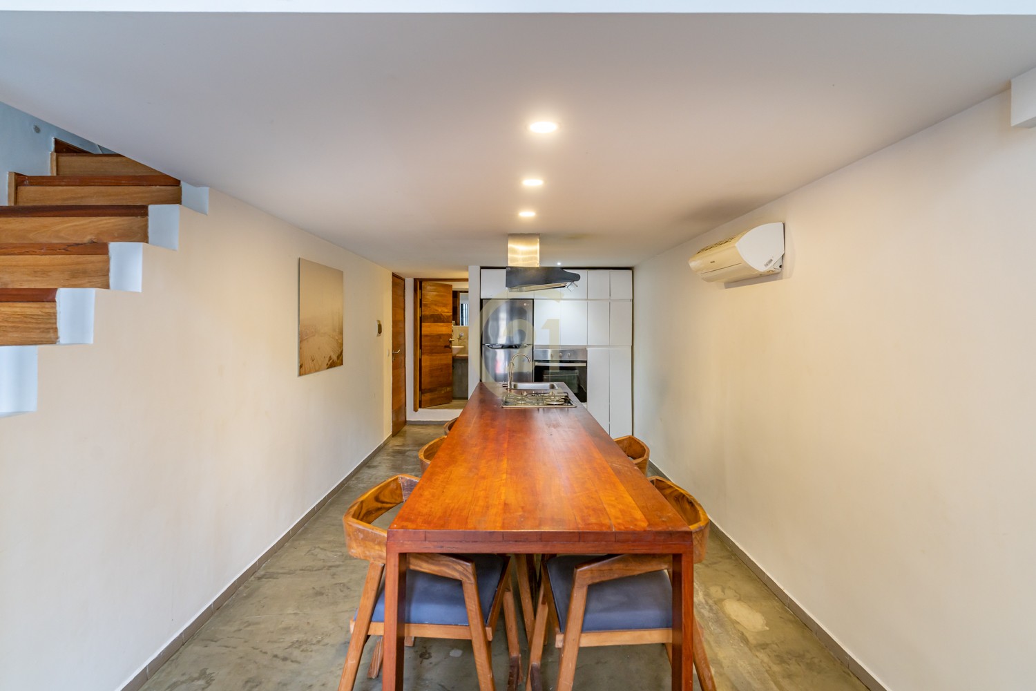 Renovated House 2 Bed For Rent at Doun Penh