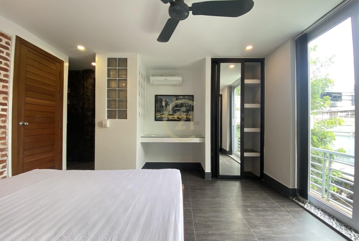 RENOVATED THREE BEDROOM FOR RENT AT DAUN PENH