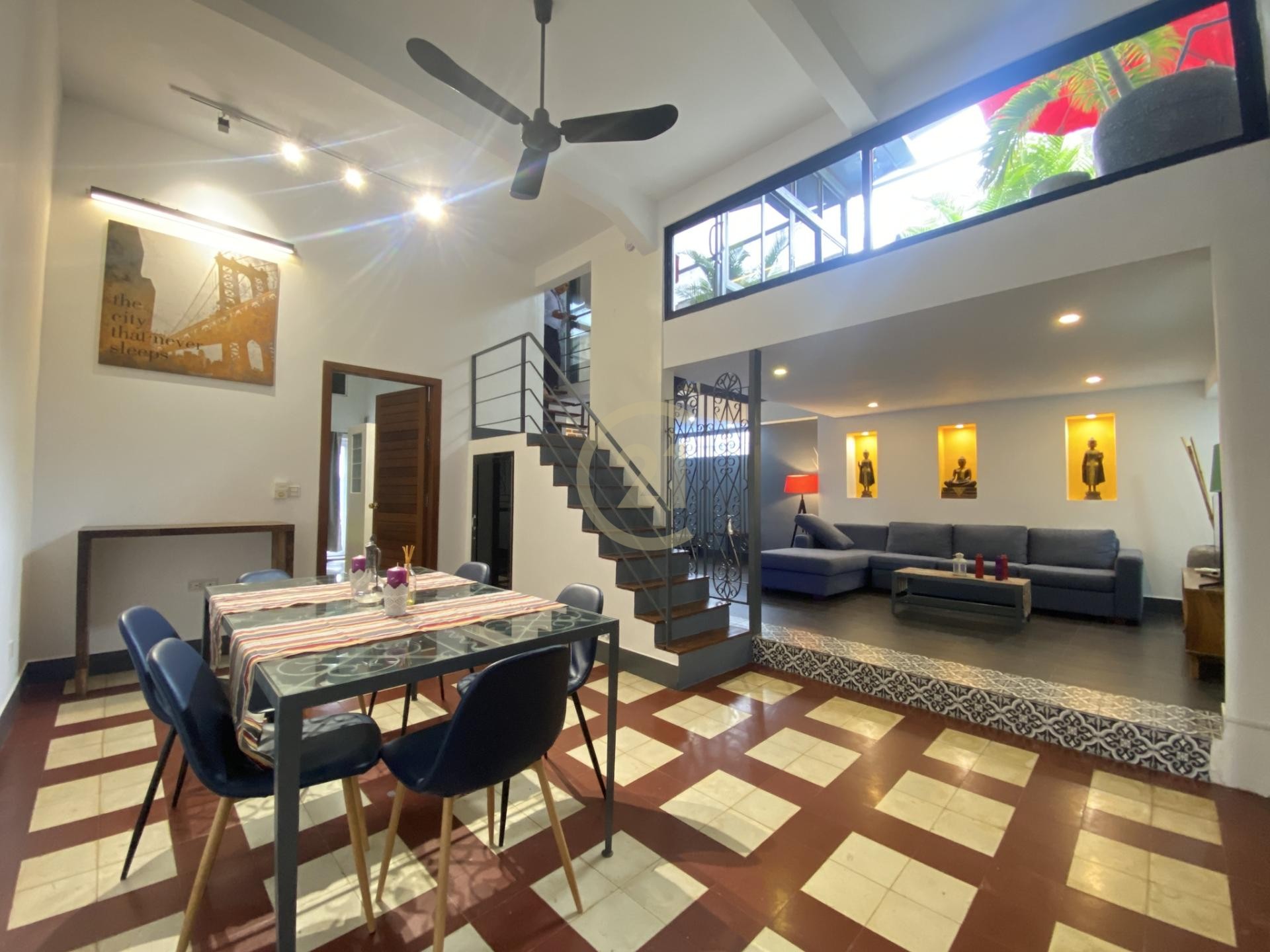 RENOVATED THREE BEDROOM FOR RENT AT DAUN PENH