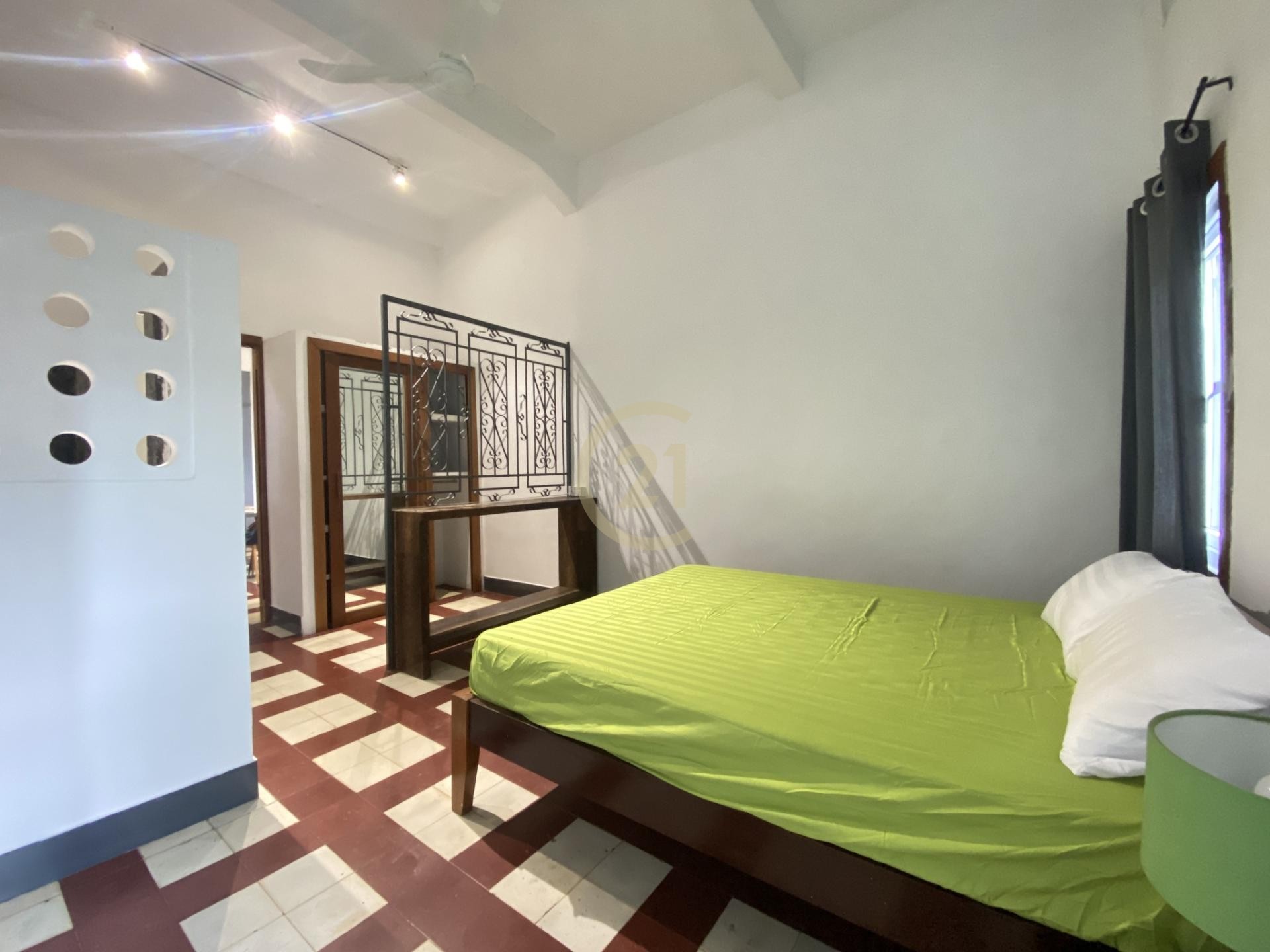 RENOVATED THREE BEDROOM FOR RENT AT DAUN PENH