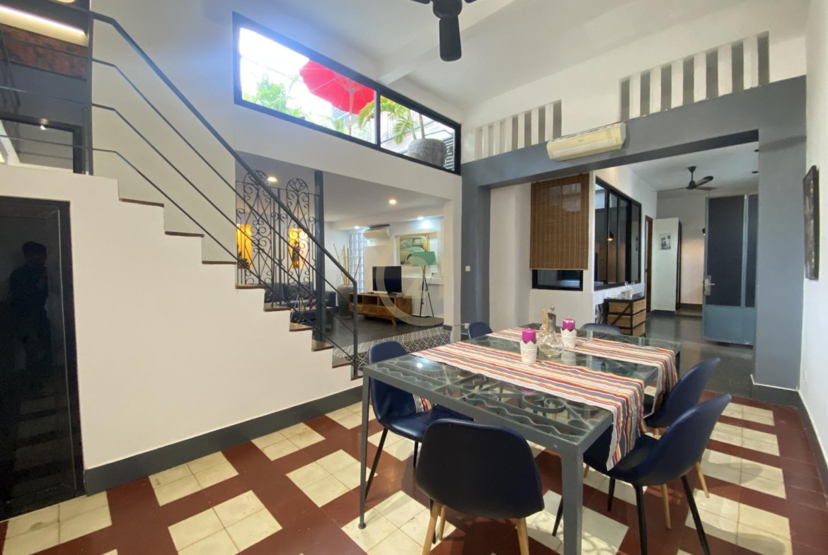 RENOVATED THREE BEDROOM FOR RENT AT DAUN PENH