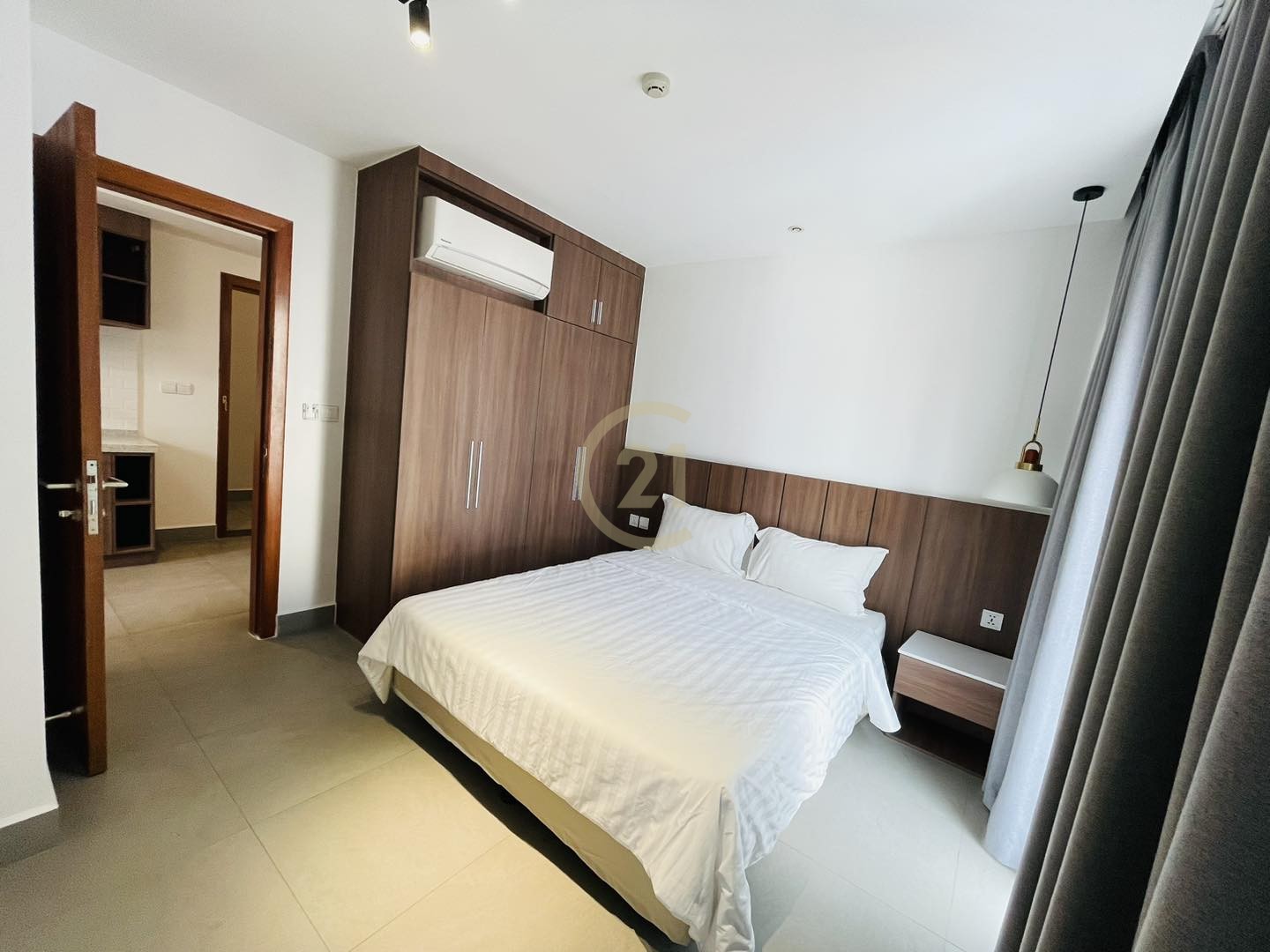DUPLEX TWO BEDROOM FOR RENT
