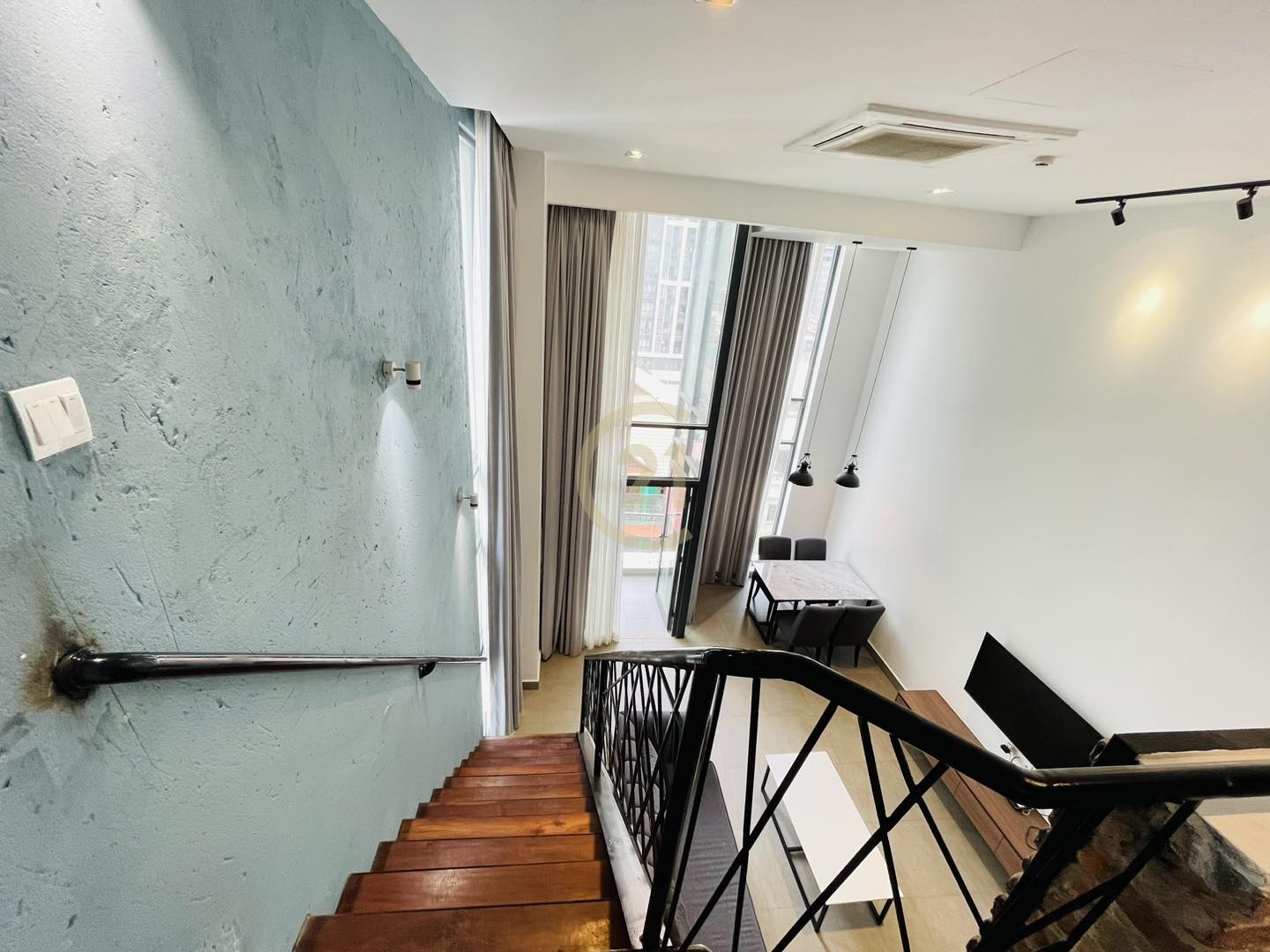 DUPLEX TWO BEDROOM FOR RENT