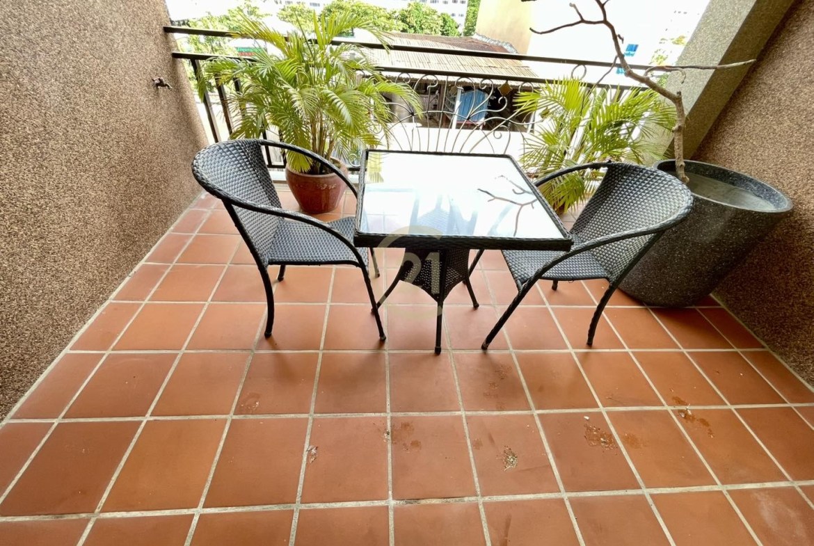 SPECIOUS THREE BEDROOM FOR RENT