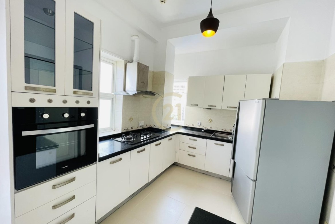 SPECIOUS THREE BEDROOM FOR RENT