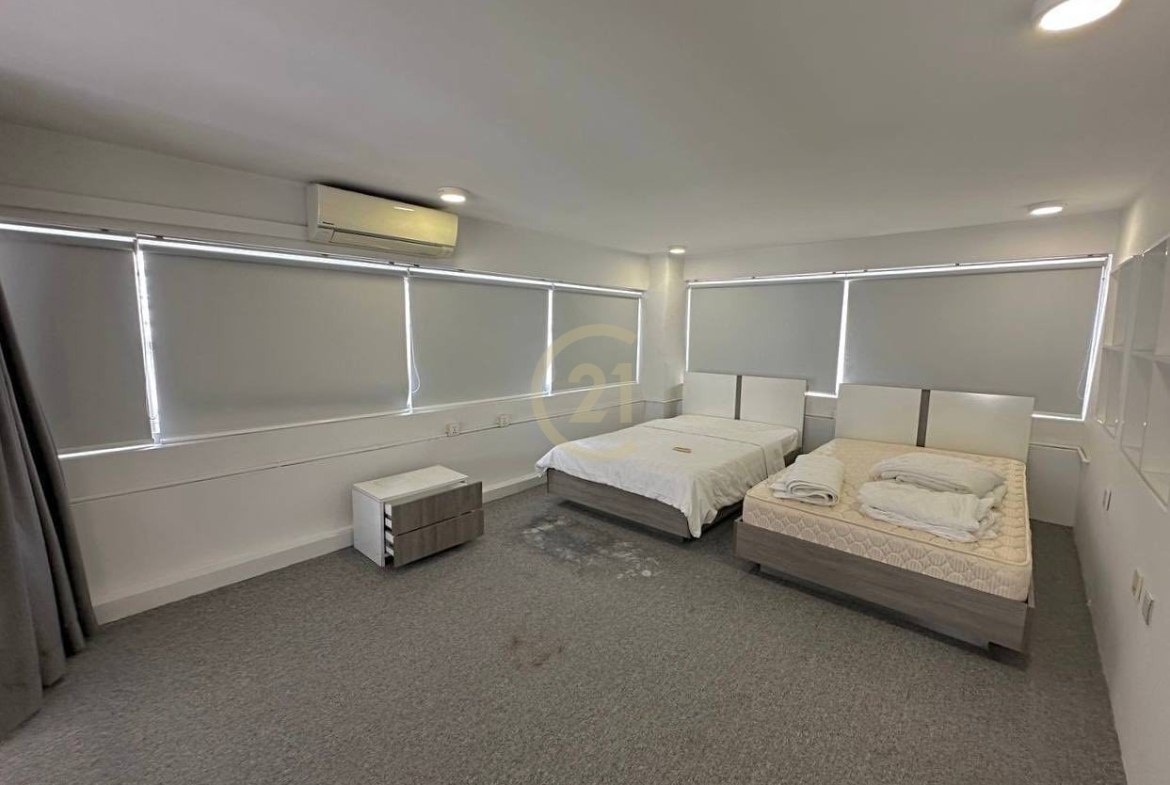 LUXURIOUS PENTHOUSE FOR RENT AT BASSAC LANE