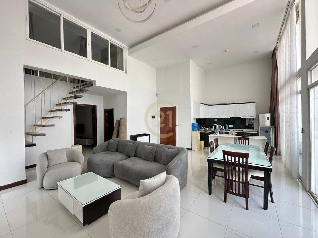 LUXURIOUS PENTHOUSE FOR RENT AT BASSAC LANE