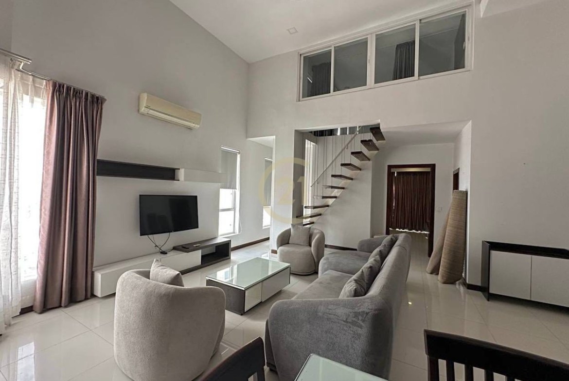 LUXURIOUS PENTHOUSE FOR RENT AT BASSAC LANE