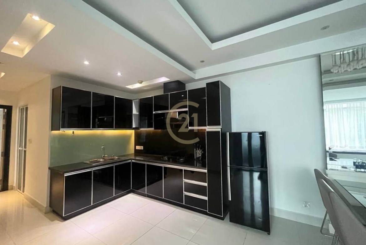 WESTERN TWO BEDROOM FOR RENT AT BKK1